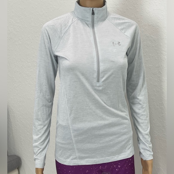 XS Under Armor Silver Long Sleeve Top for Running - Picture 2 of 11